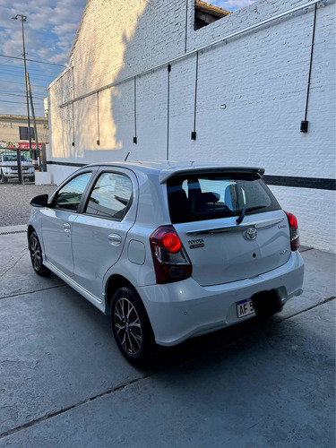 Imagen 6 de 21 de Toyota Etios 2022 1.5 Xls At