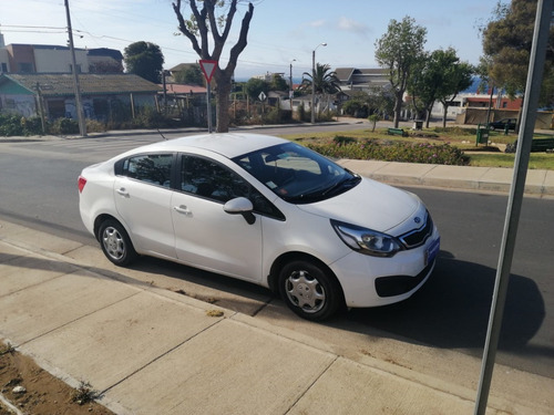 Kia Rio 4 Ex 1.4
