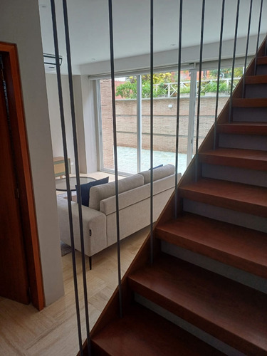 Alquiler/pb/duplex/ La Castellana/150m2/tza-70m2/ 2h-3b-2pe