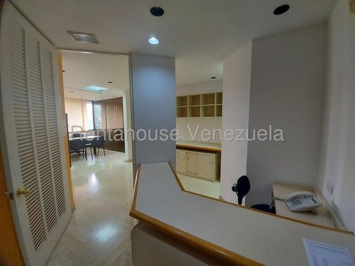 Oficina En Alquiler, Chuao, 83 Mts, 2518847