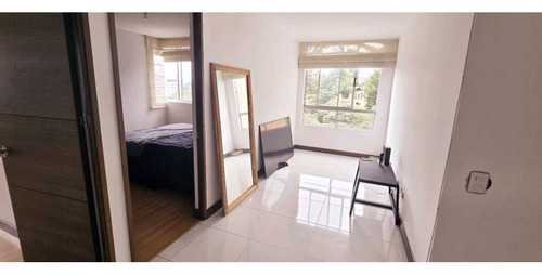 Venta Apartamento Con Muy Buena Vista El Esmeraldal Envigado