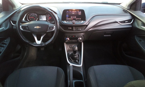 Imagen 12 de 15 de Chevrolet Onix 2021 1.0 Lt Mt