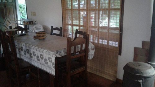 Imagen 10 de 14 de Casa Quinta En Venta Con Gran Lote. Muy Buena Ubicación.