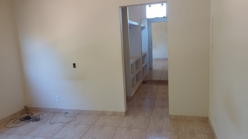 Casa Com 5 Quartos Excelente!