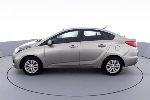 Imagem 2 de 17 de Hyundai Hb20s 1.6 Comfort Plus 16v Flex 4p Automático