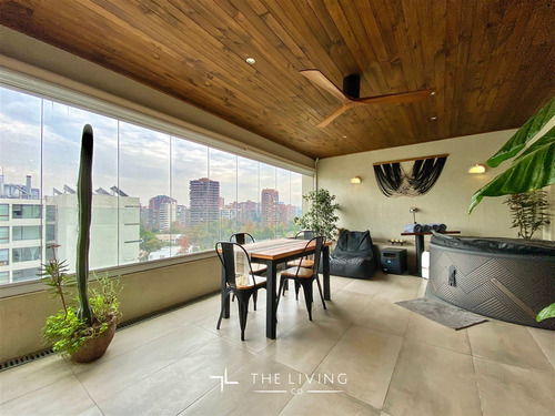 Duplex Amoblado En Arriendo De 2d. En Las Condes