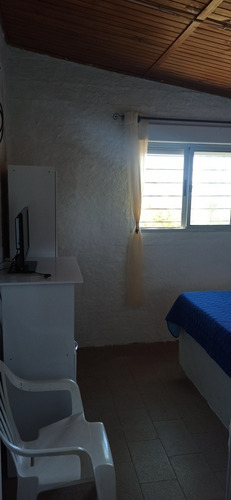 Imagen 7 de 22 de Casa Sobre La Playa