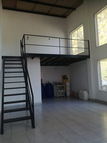 Local En Venta En Pilar