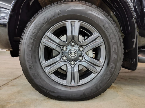 Toyota Hilux 2.8 SR CABINE DUPLA 4X4 A/T