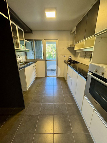 Venta Apartamento 4 Dormitorios En Carrasco