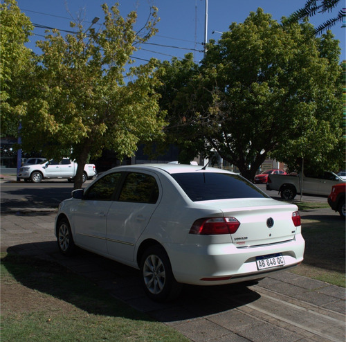 Imagen 4 de 16 de Volkswagen Voyage 1.6 Msi
