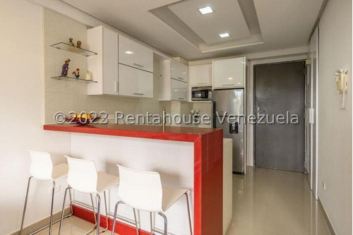 Apartamento En Venta En Urb. La Boyera, Caracas. 24-22236 Yf