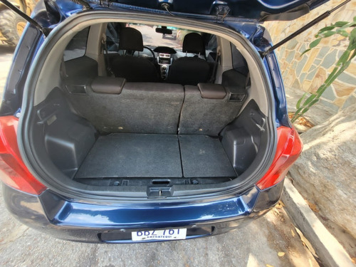 Imagen 12 de 15 de Toyota Yaris Automatico