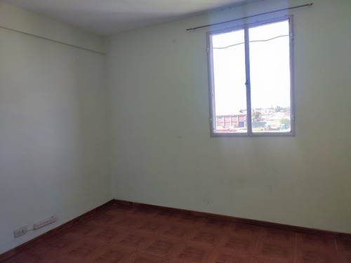 Departamento 4 Amb Venta I.casanova, Con Balcón