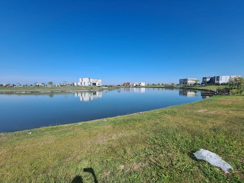 Imagen 3 de 9 de Lote En Venta En Barrio Puertos Del Lago , Escobar.