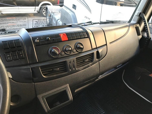 Imagen 12 de 15 de Iveco Tector 170e28 T 2019 Pocos Kms Impecable Empresa Vende