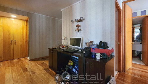 Departamento En Venta De 3 Dorm 3 Baños. En Las Condes
