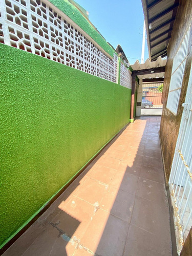 Imagem 11 de 14 de Casa Á Venda Solemar Mobiliada 2 Dormitórios R$280 Mil Ft24