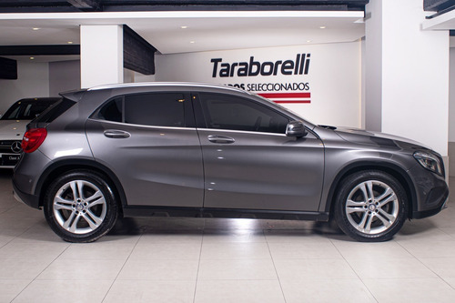 Imagen 5 de 15 de Mercedes Benz Gla 200 Taraborelli Usados Caballito *