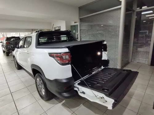 Imagen 18 de 25 de Fiat Strada Freedom 2023 0km Financiada F