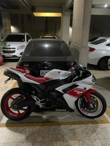 Yamaha Yzf R1