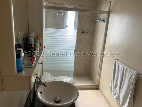 Baja De Precio Casa En Venta Lomas De La Lagunita Mls 24-16850. Andrea Schmidt
