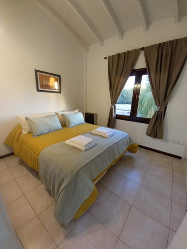 Imagen 7 de 12 de Duplex En Venta 2 Dormitorios C/patio Barrio Sur Puerto Madryn Ideal Alquiler Temporario