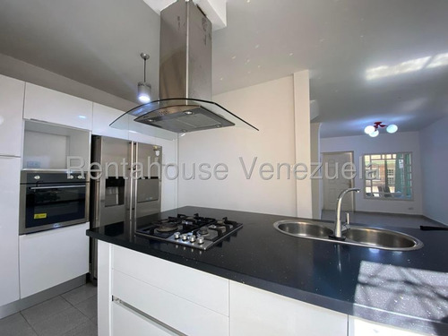 Townhouse En Venta En El Exclusivo Karol Home 2 Av Aragua La Morita Maracay Conjunto Privado Con Pozo De Agua Listo Para Habitar Kg:#25-16345