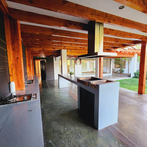 En Venta Bella Casa En Los Andes 980mt2 Terreno Espléndida U