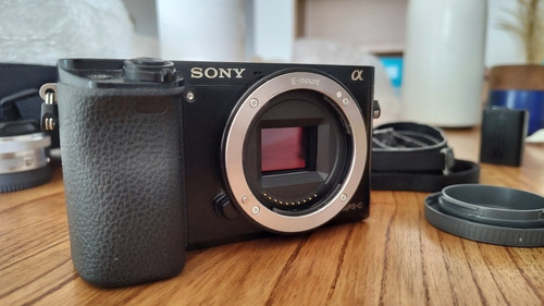 Imagen 2 de 5 de Camara Sony A6000 Muy Buen Estado