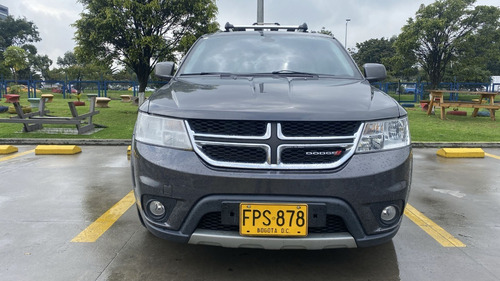 Imagen 4 de 25 de Dodge Journey