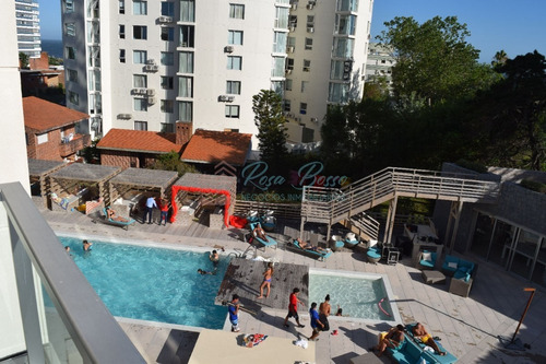 Apartamento En Brava, 1 Dormitorios *- Ref: 2855