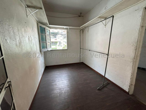 Venta Casa-galpon En Bello Monte 24-20461