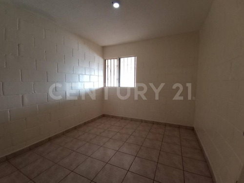 Rcv-1417 Casa De Un Piso En Venta En Jardines Del Rubi, Tijuana B.c.