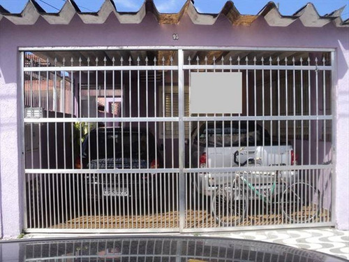 Imagem 2 de 30 de Bem Perto Da Praia Num Terreno De 5 X 25 Com Duas Vagas De Garagem - Hm663