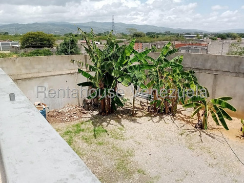 Dennymar, Vende Casa Con Fines Comerciales, Por Contar Con Locales Que Pueden Ser Ambientados De Acuerdo A La Necesidad Del Cliente Y Rentabilizar Tu Inversión, Ubicada En Av El Placer. B5ac855