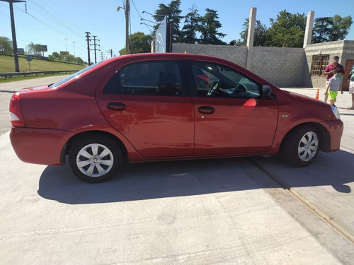 Toyota Etios 1.5 Mod14 Anticipo$640.000+cuotas Fijas.