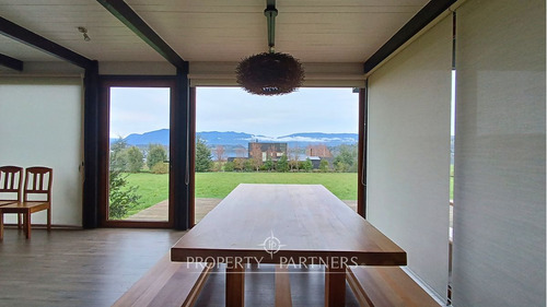 Casa En Exclusivo Condominio En Panguipulli