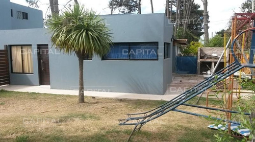 Excelente Casa En Alquiler De Temporada - Ref: 25299