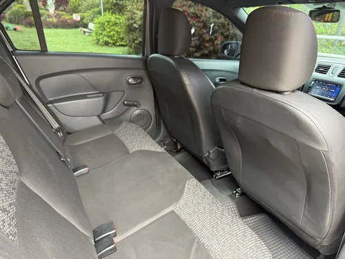 Renault Logan 1.6 Authentique / Life