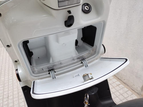 Imagen 9 de 17 de Kymco Like 125 Excelente Estado 4500km Como Nueva !!!
