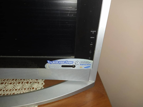 Imagen 7 de 8 de Televisor Samsung Led 26 Pulgadas Para Repuesto O Reparacion
