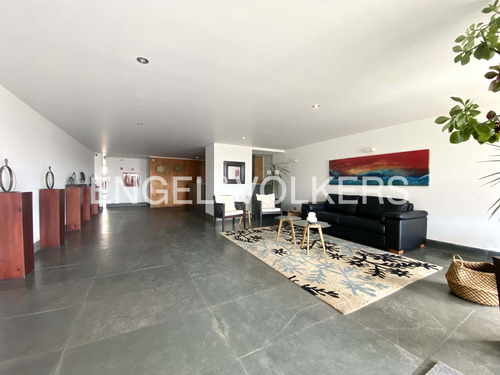 Venta De Departamento En Avenida Del Mar