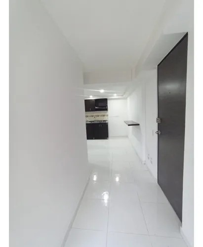 Se Arrienda Hermoso Aparta Estudio En Prado Centro