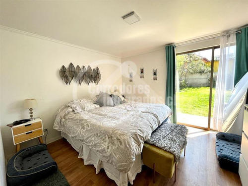 Casa En Venta De 3 Dorm. En Colina