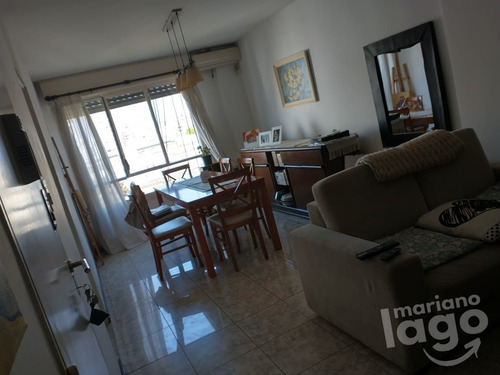 Imagen 1 de 12 de Departamento En Venta De 2 Dormitorios En Centro