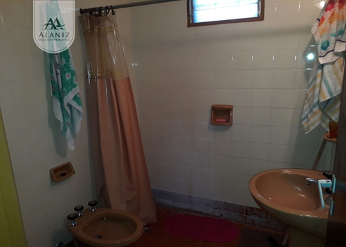 Venta De Casa En Merlo, Excelente Ubicación