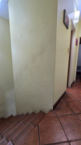 Triplex En Venta 3 Ambientes Con Cochera,isidro Casanova.