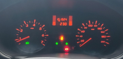Imagem 7 de 15 de Renault Clio 2011 1.0 16v Campus Hi-flex 3p