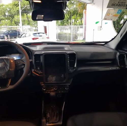 Imagem 3 de 9 de Toro 2.0 16v Turbo Diesel Ultra 4wd At9